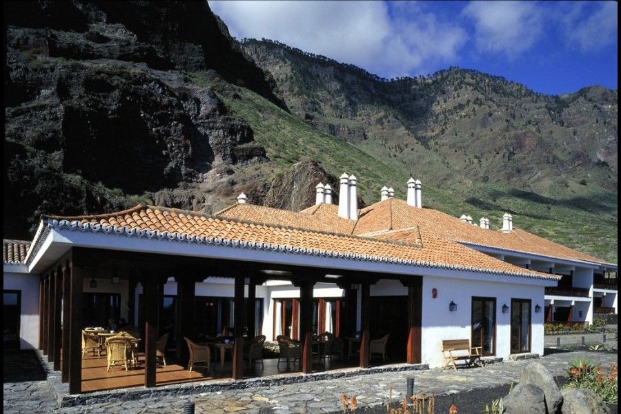 ../../holiday-hotels/?HolidayID=86&HotelID=115&HolidayName=Spain+%2D+Canary+Islands-Spain+%2D++Canary+Islands+%2D+El+Hierro+%2D+The+Edge+of+Europe+-&HotelName=Spain+%2D+Canary+Islands+El+Hierro+%2D+Trek">Spain - Canary Islands El Hierro - Trek